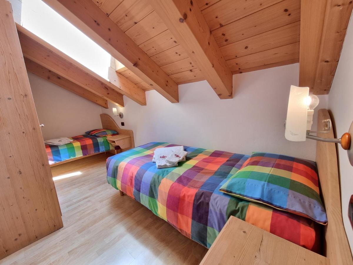 Residence Le Rose Pozza di Fassa Exterior photo