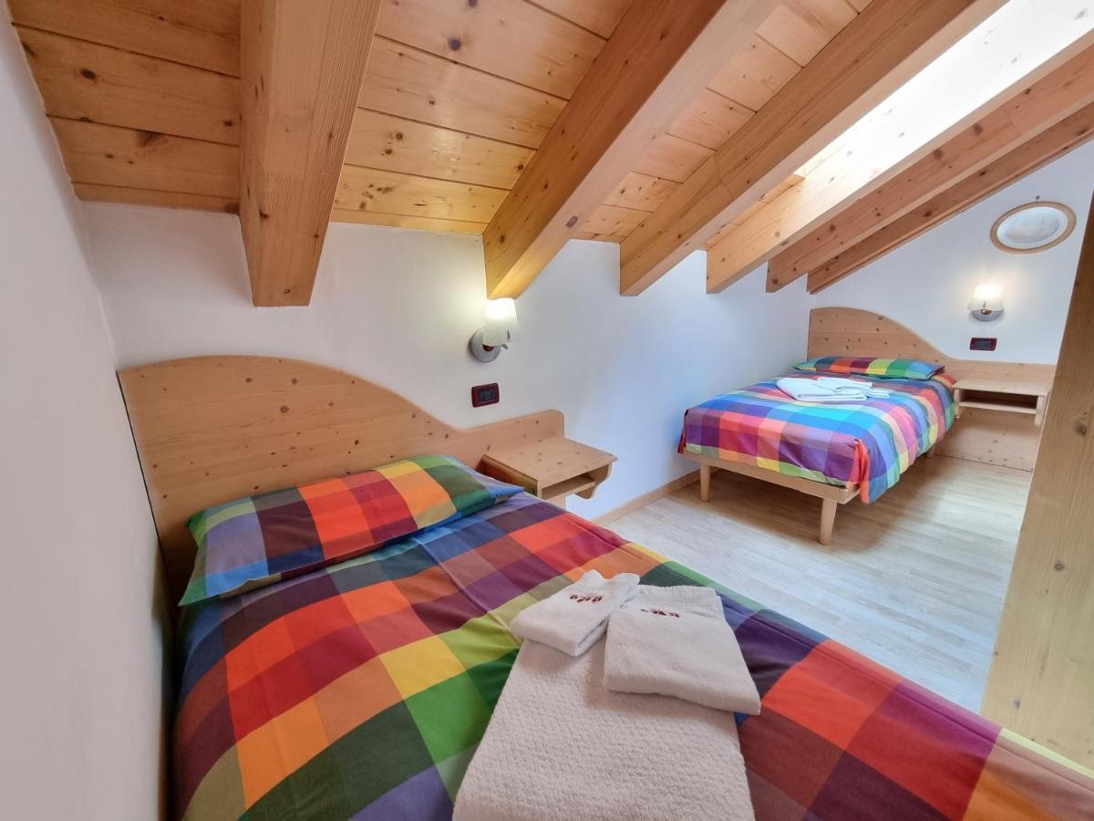 Residence Le Rose Pozza di Fassa Exterior photo