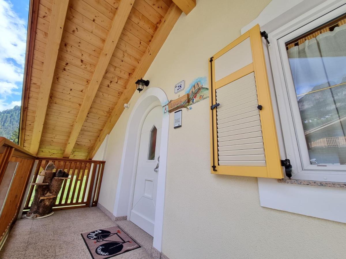 Residence Le Rose Pozza di Fassa Exterior photo