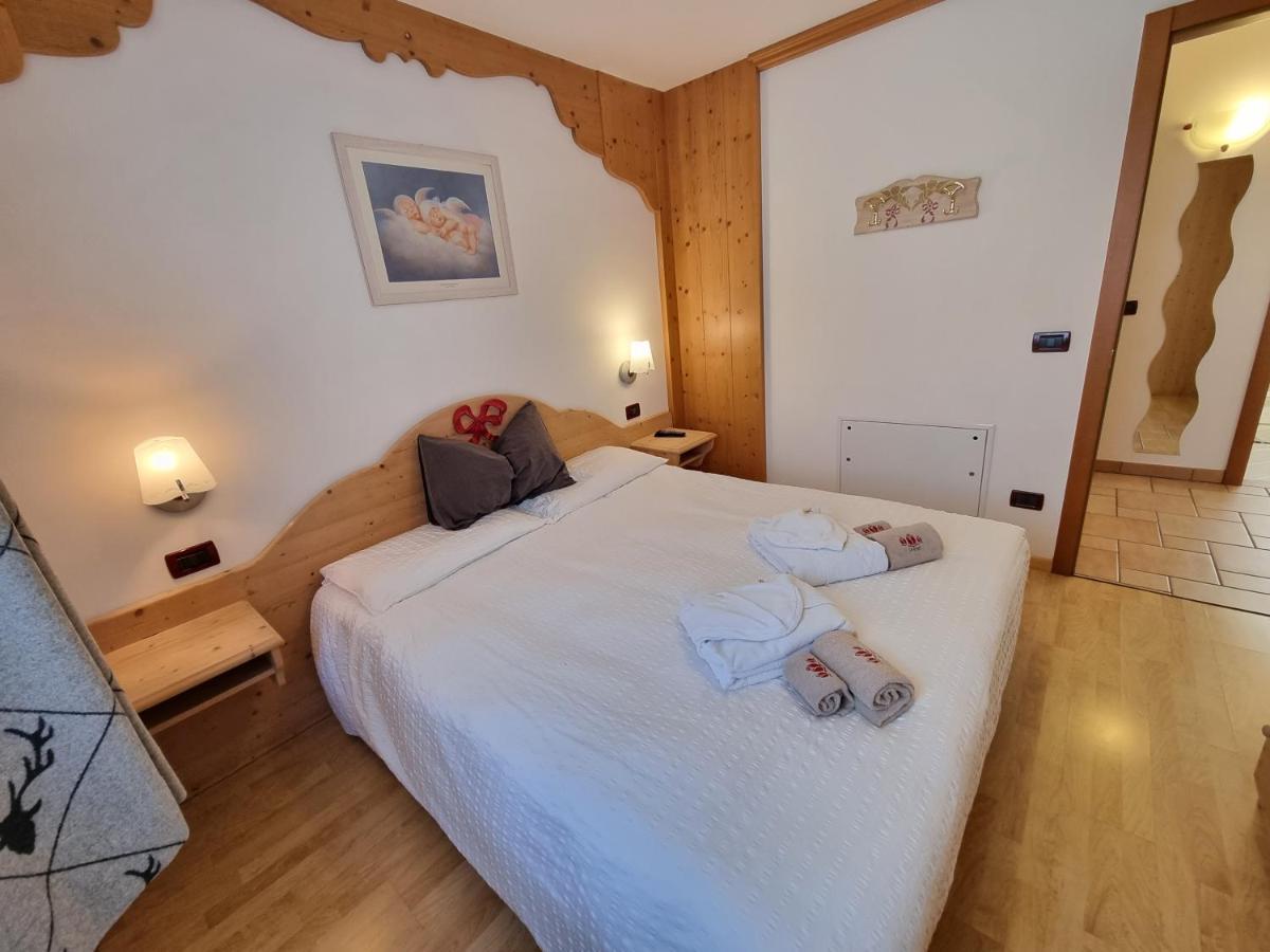 Residence Le Rose Pozza di Fassa Exterior photo